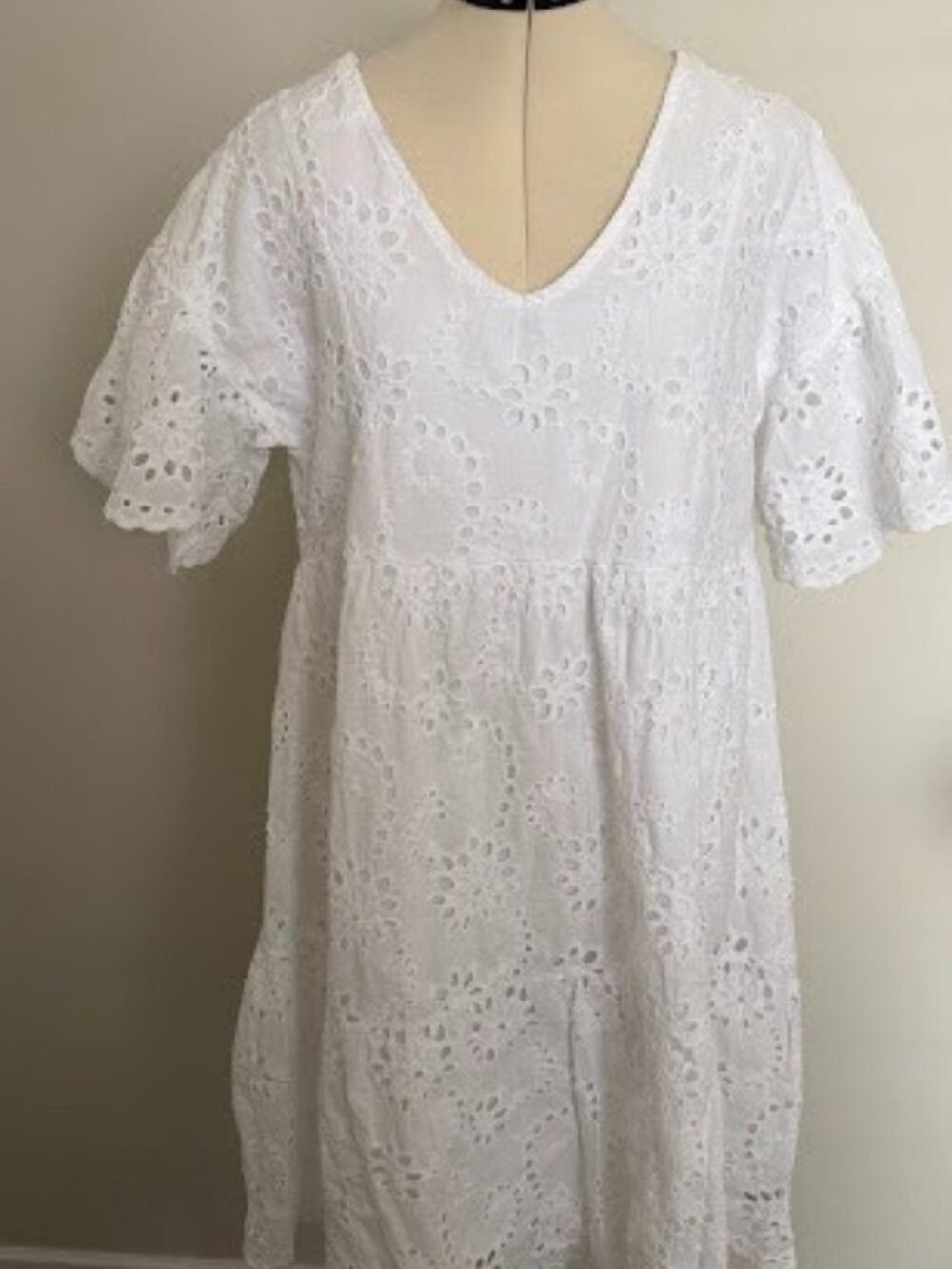 Valentina Naidi white cotton dress size M, Broderie Puff